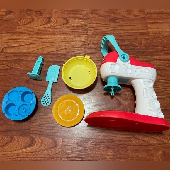Other - Play-Doh Baking Set